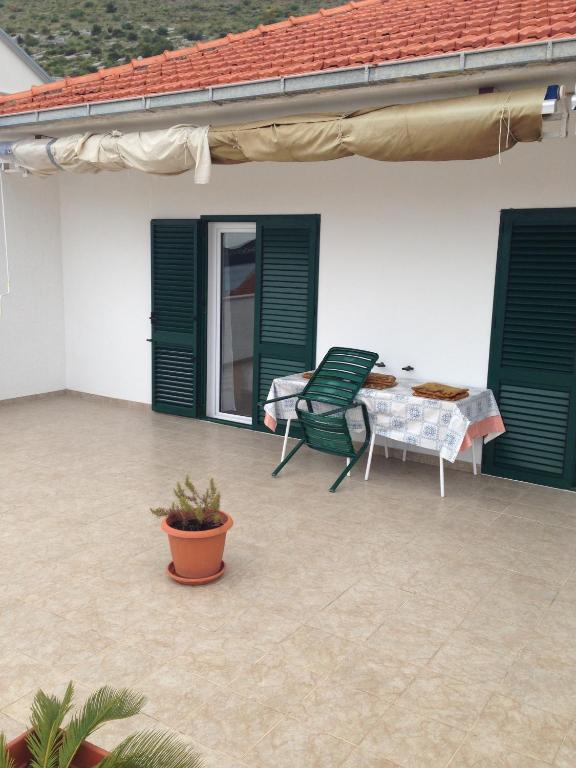 Apartments Sevo Τρογκίρ Δωμάτιο φωτογραφία